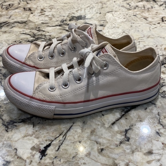 Converse‎ all star low classic sneakers size 6 - Picture 1 of 8